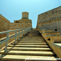 Fort Saint Angelo - Up the stairs - Image