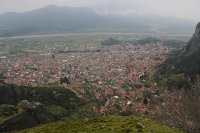 Panoramablick auf Kalambaka vom Kloster der Heiligen Dreifaltigkeit