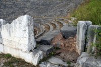 Dettall ta’ daħla tal-ġebel fit-Teatru Antik ta’ Argos