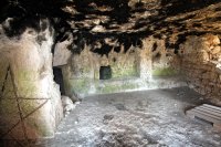 L-Intern tal-Għar taħt is-Salib tal-Mellieħa