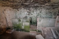 Kamra fit-Tielet Għar taħt is-Salib tal-Mellieħa Użata bħala Kenn għall-Annimali